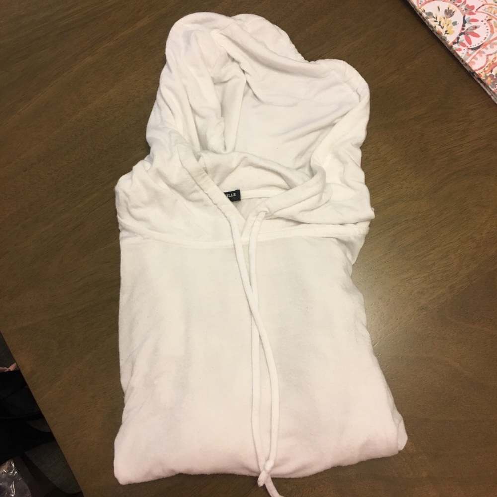 Brandy Melville Sweater